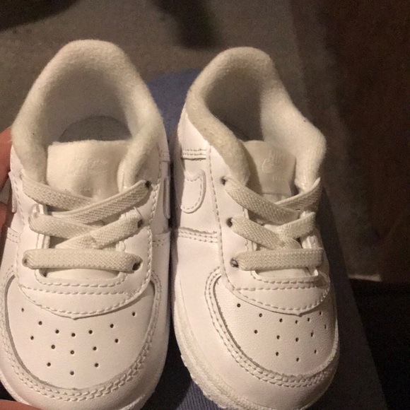 Nike airforce 1 crib shoe - Picture 2 of 4